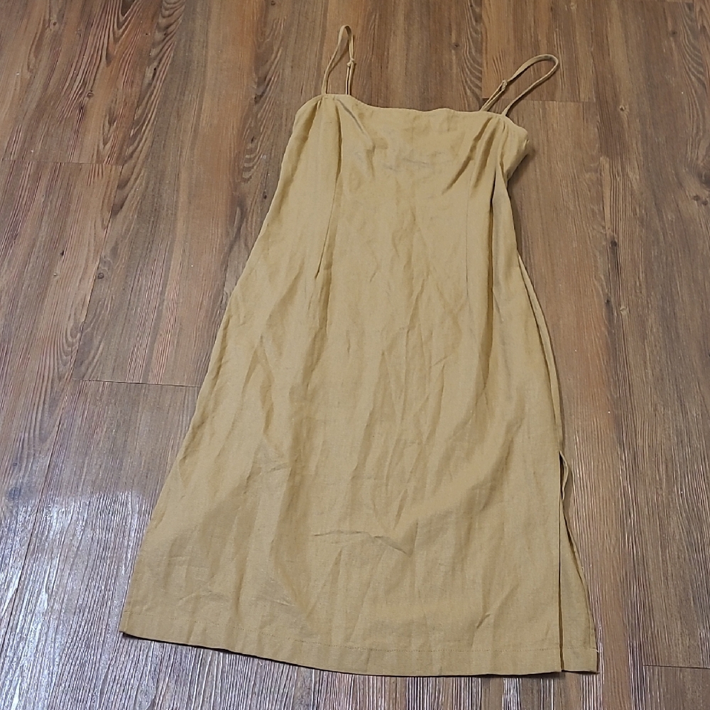 Shoe Dazzle Mustard Midi Dress for women used good condition zise m.
